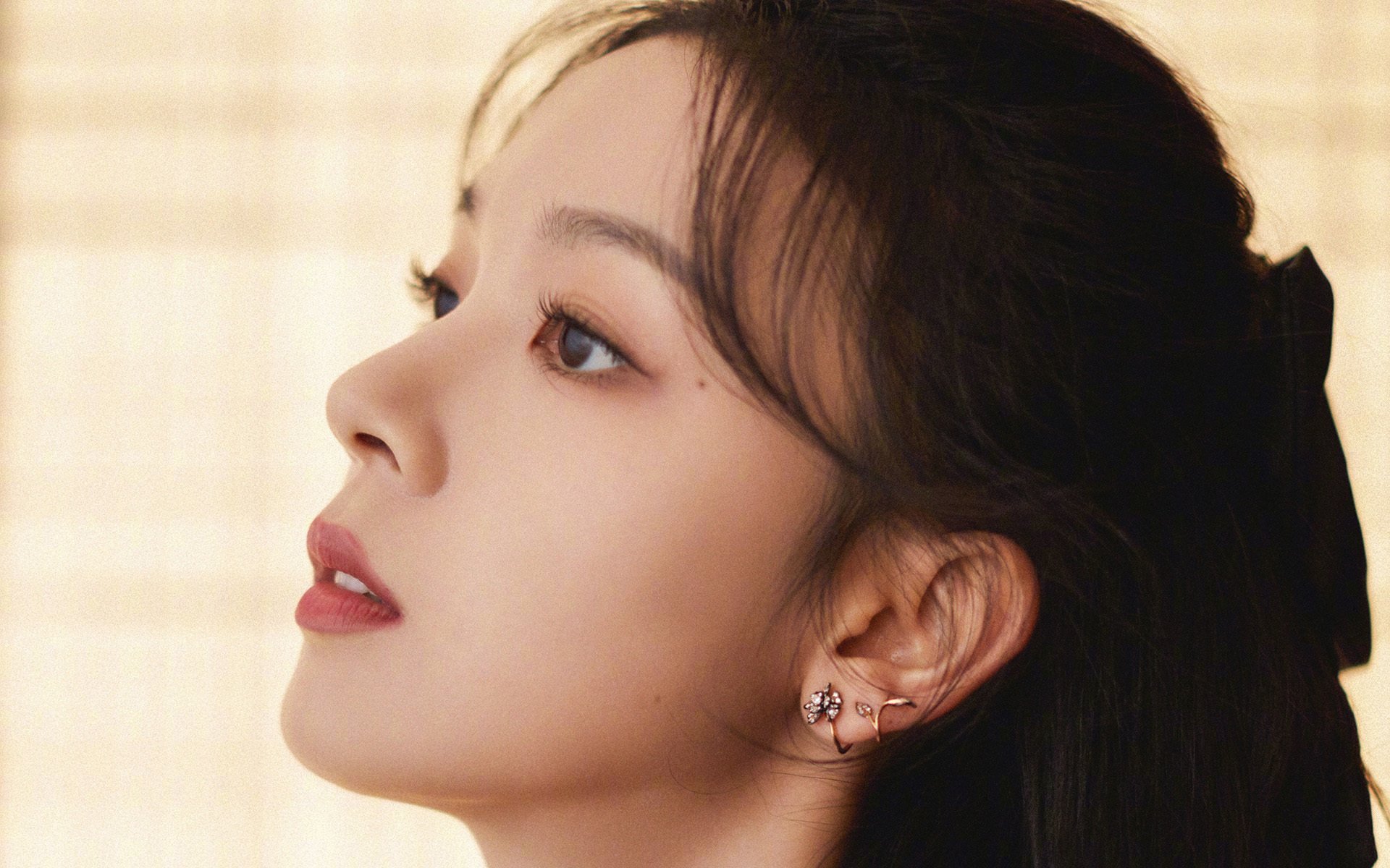 袖珍王国扳倒足球巨人，摩纳哥之夜，苏亚雷斯亲手终结巴萨时代