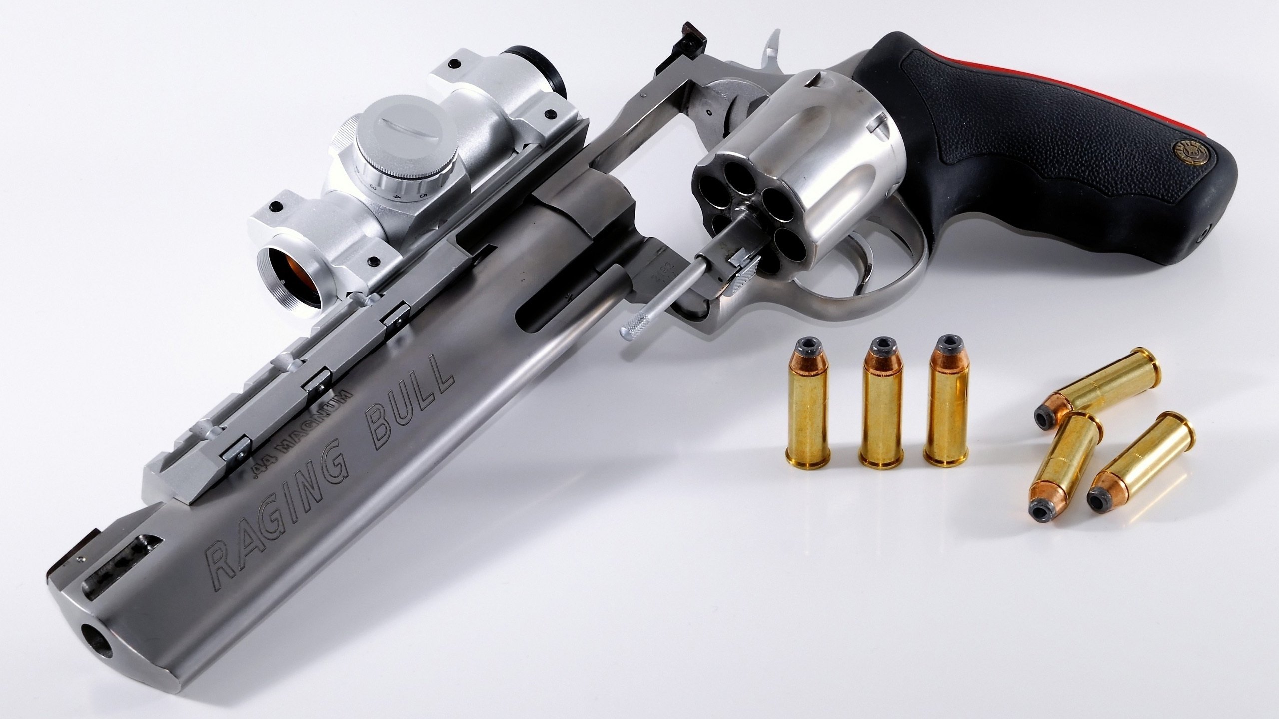 南美智慧对阵欧洲激情，智利战术铁幕如何全面压制马赛