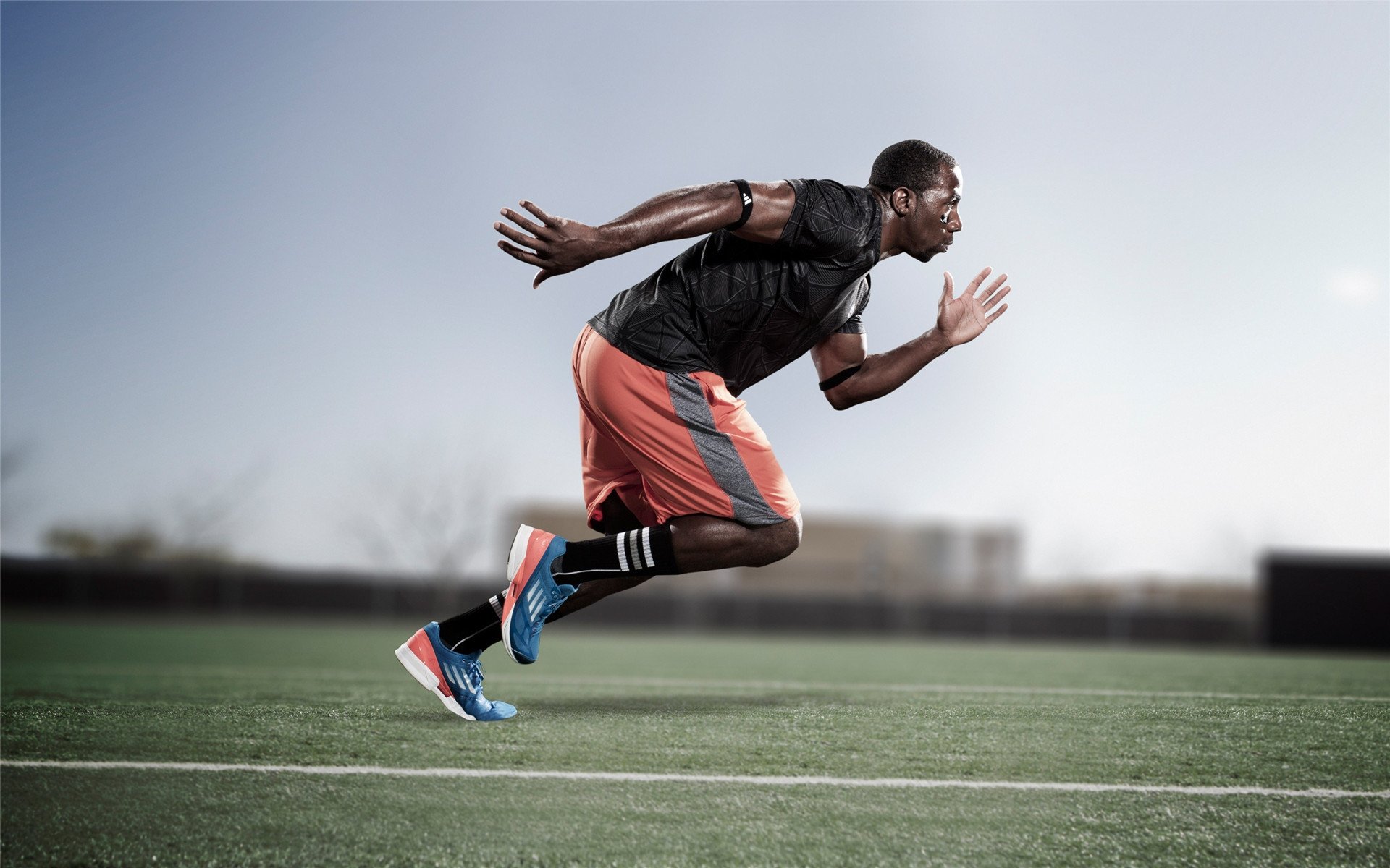 无名之辈与绝对巨星，在绝对需要英雄的时刻，是谁决定了一切？